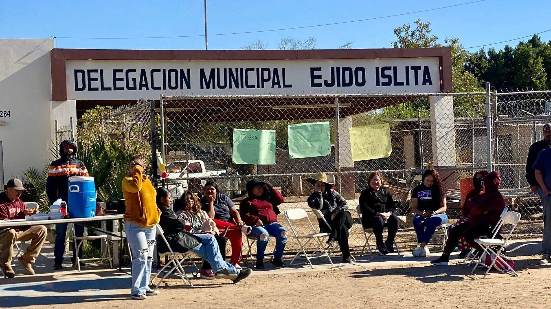 TOMAN EJIDO ISLITA EN PROTESTA (2)